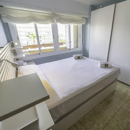Homeholidayrentals Singular - Costa Barcelona Apartment Pineda de Mar