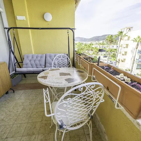 Homeholidayrentals Singular - Costa Barcelona Pineda de Mar