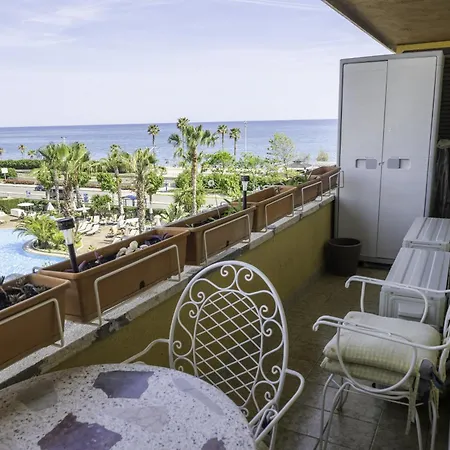 Homeholidayrentals Singular - Costa Barcelona * Pineda de Mar