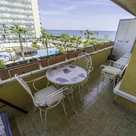 Apartment Homeholidayrentals Singular - Costa Barcelona *